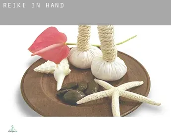 Reiki in  Hand